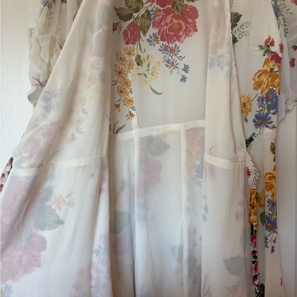 Reformation Floral V-Neck Mini Wrap Dress - Picture 6 of 6